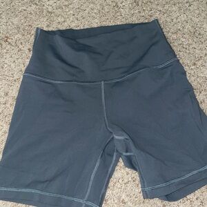 Align short - grey blue 6”